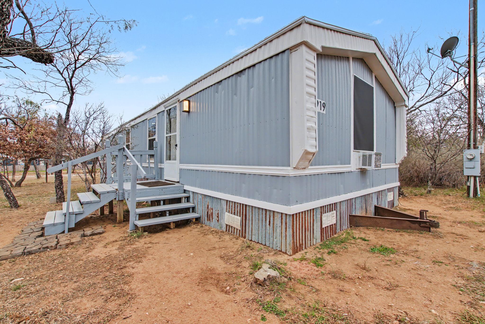 919 Austin Street Kingsland TX 78639