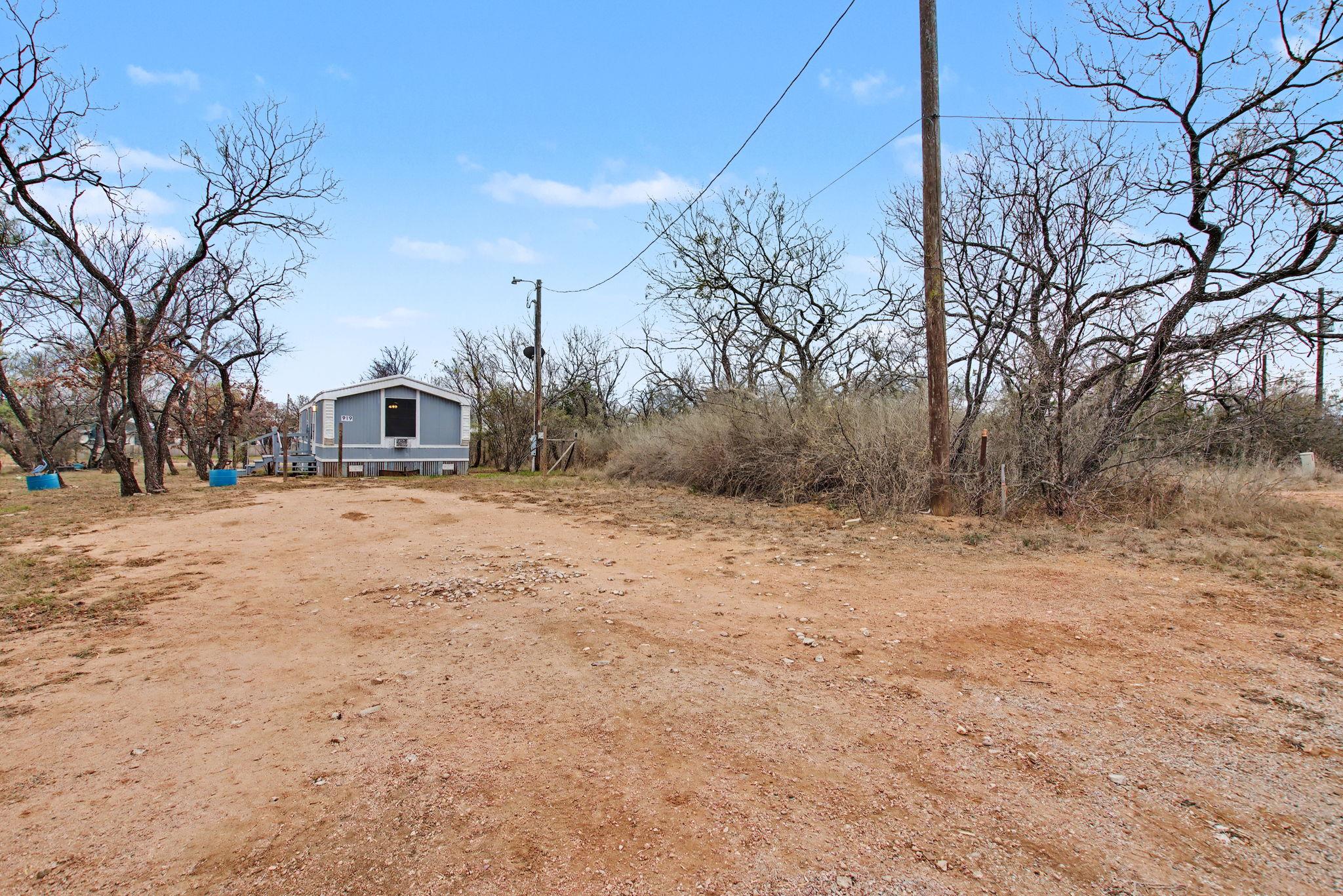 919 Austin Street Kingsland TX 78639