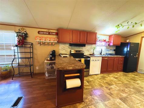 153 Tesoro Way Del Valle TX 78617