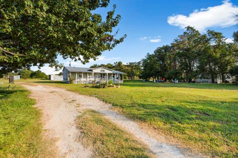 252 Lcr 421 Groesbeck TX 76642