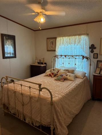 252 Lcr 421 Groesbeck TX 76642