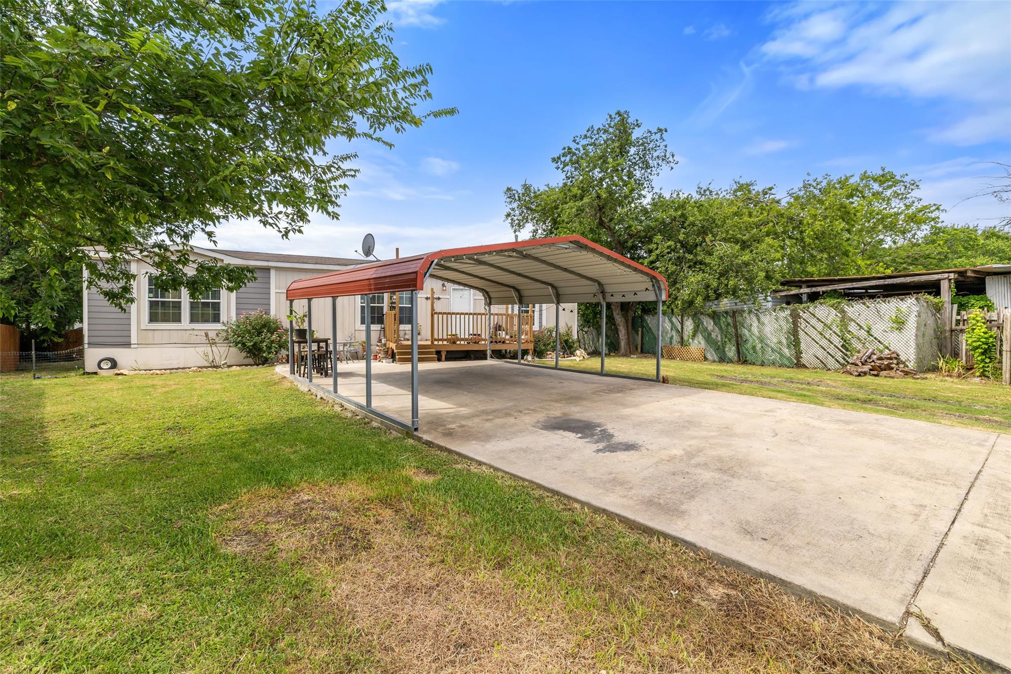 418 Lenora Drive Taylor TX 76574
