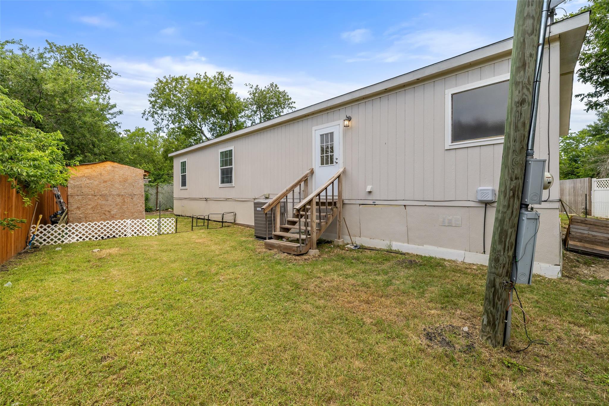 418 Lenora Drive Taylor TX 76574