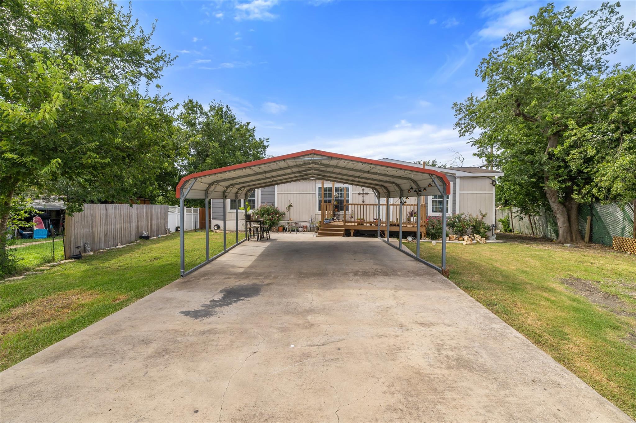 418 Lenora Drive Taylor TX 76574