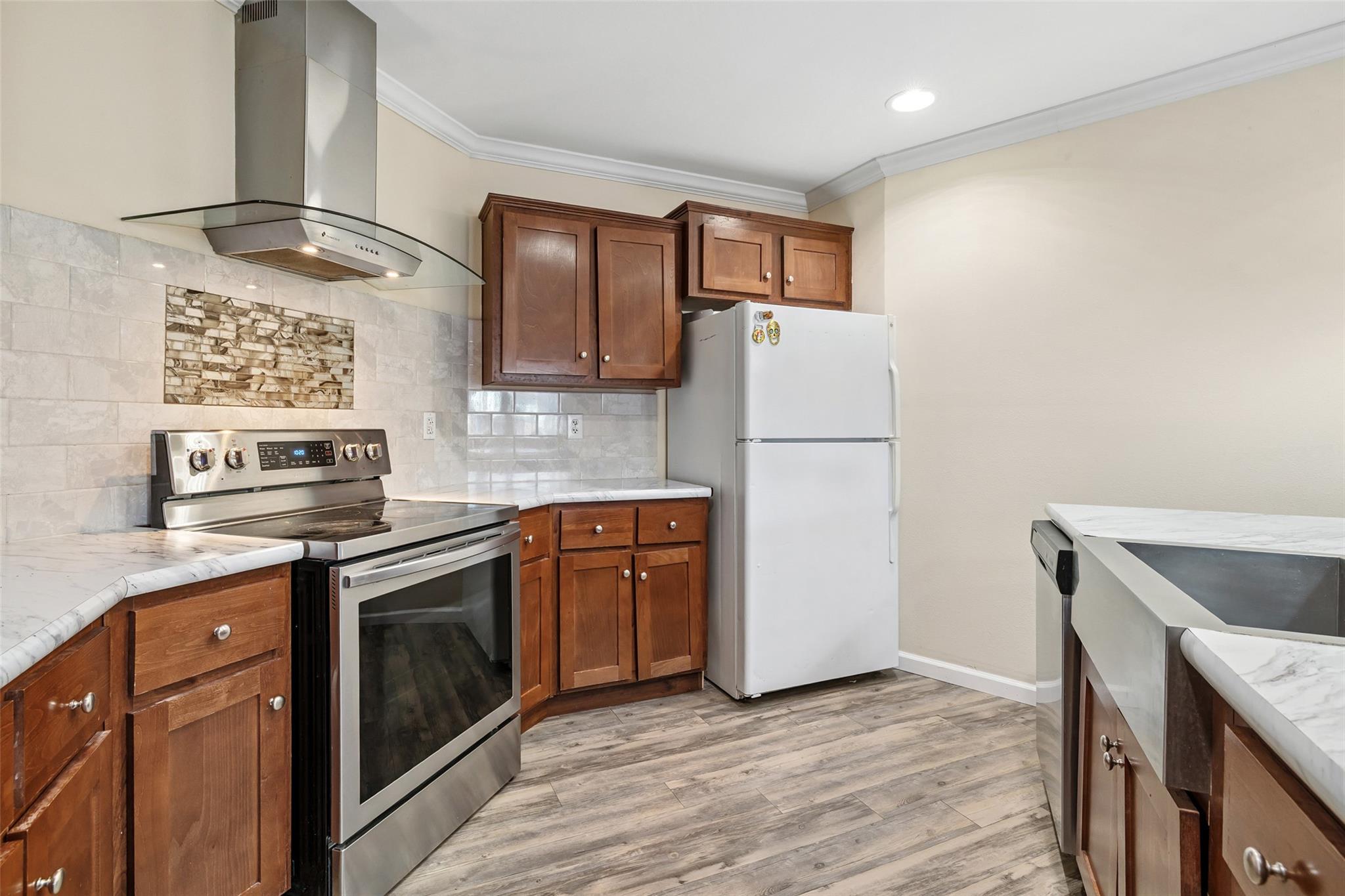 418 Lenora Drive Taylor TX 76574
