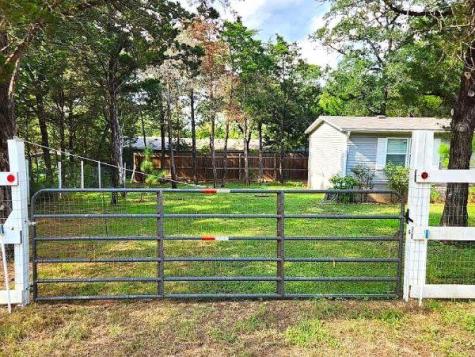 184 Arrowhead Drive Smithville TX 78957