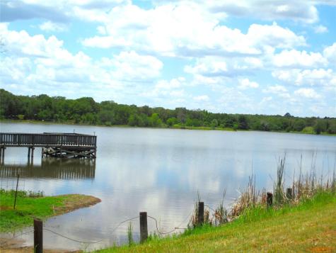 184 Arrowhead Drive Smithville TX 78957