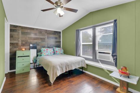 107 SW Forest Hill Cove Dale TX 78616