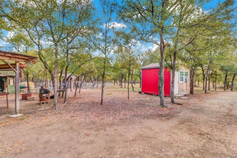 107 SW Forest Hill Cove Dale TX 78616