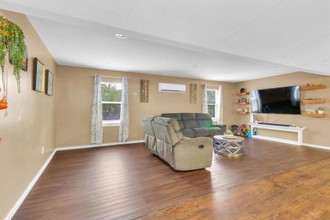 107 SW Forest Hill Cove Dale TX 78616