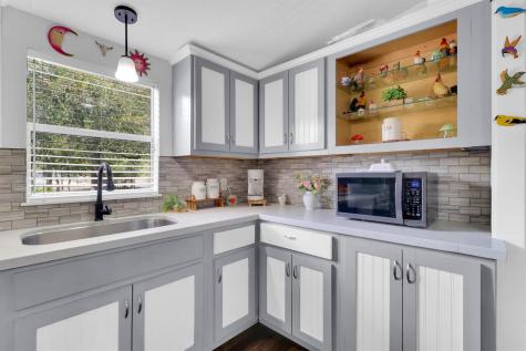 107 SW Forest Hill Cove Dale TX 78616