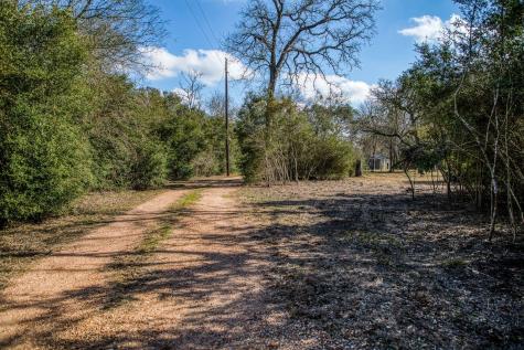 9865 Fm 2981 Fayetteville TX 78940