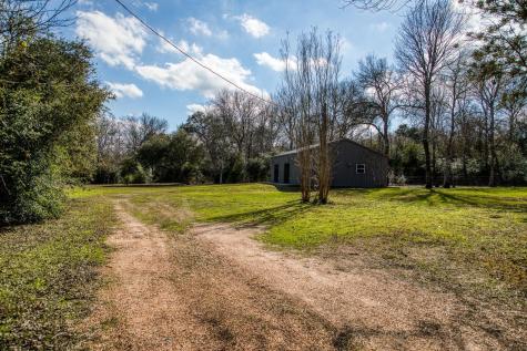 9865 Fm 2981 Fayetteville TX 78940