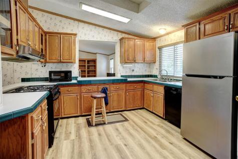 243 Piney Ridge Drive Bastrop TX 78602