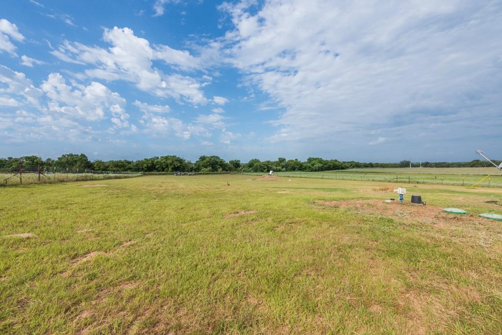 859 Ivy Switch Road Luling TX 78648