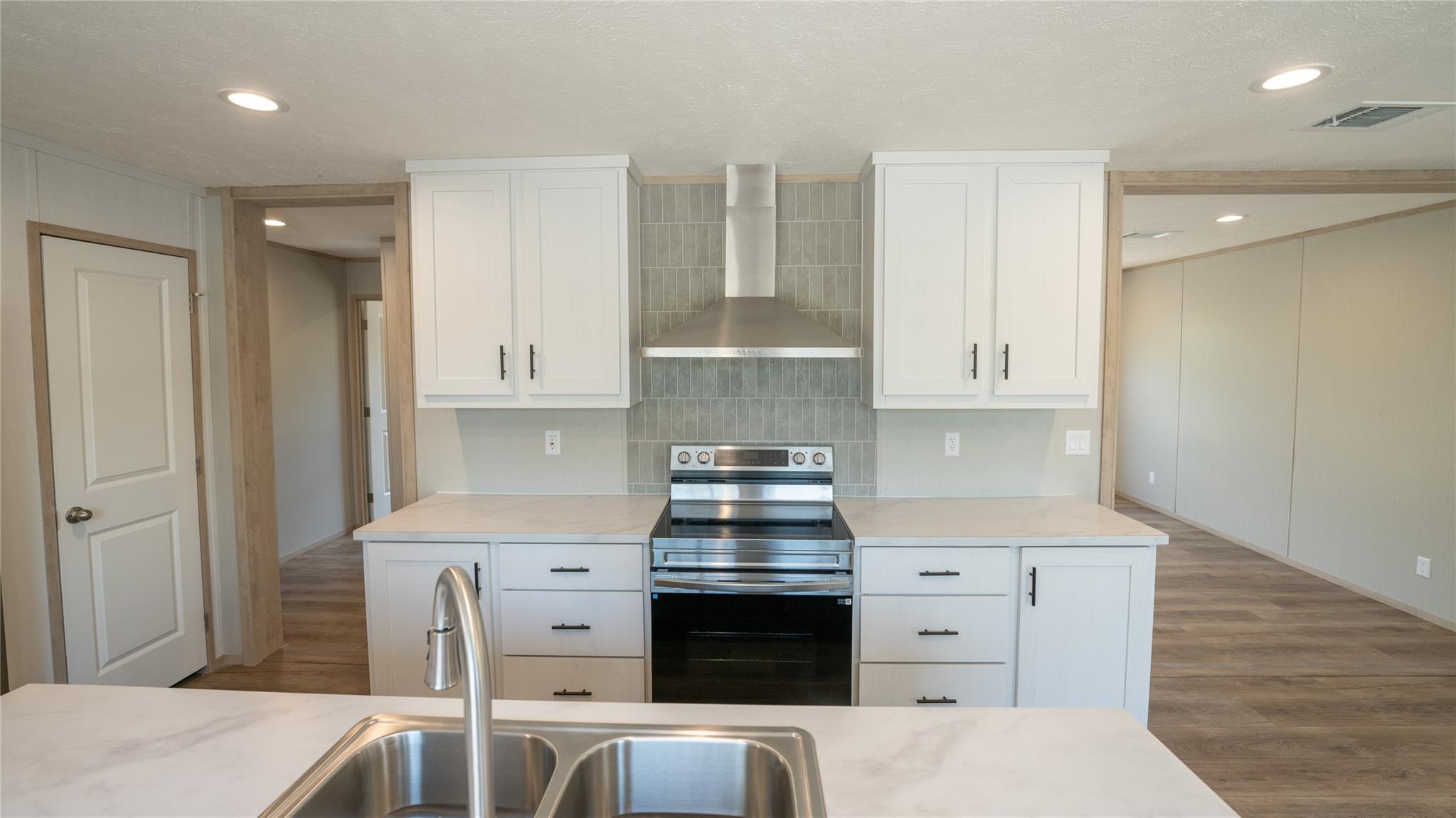 123 Baylen Clifton Lane Lockhart TX 78644