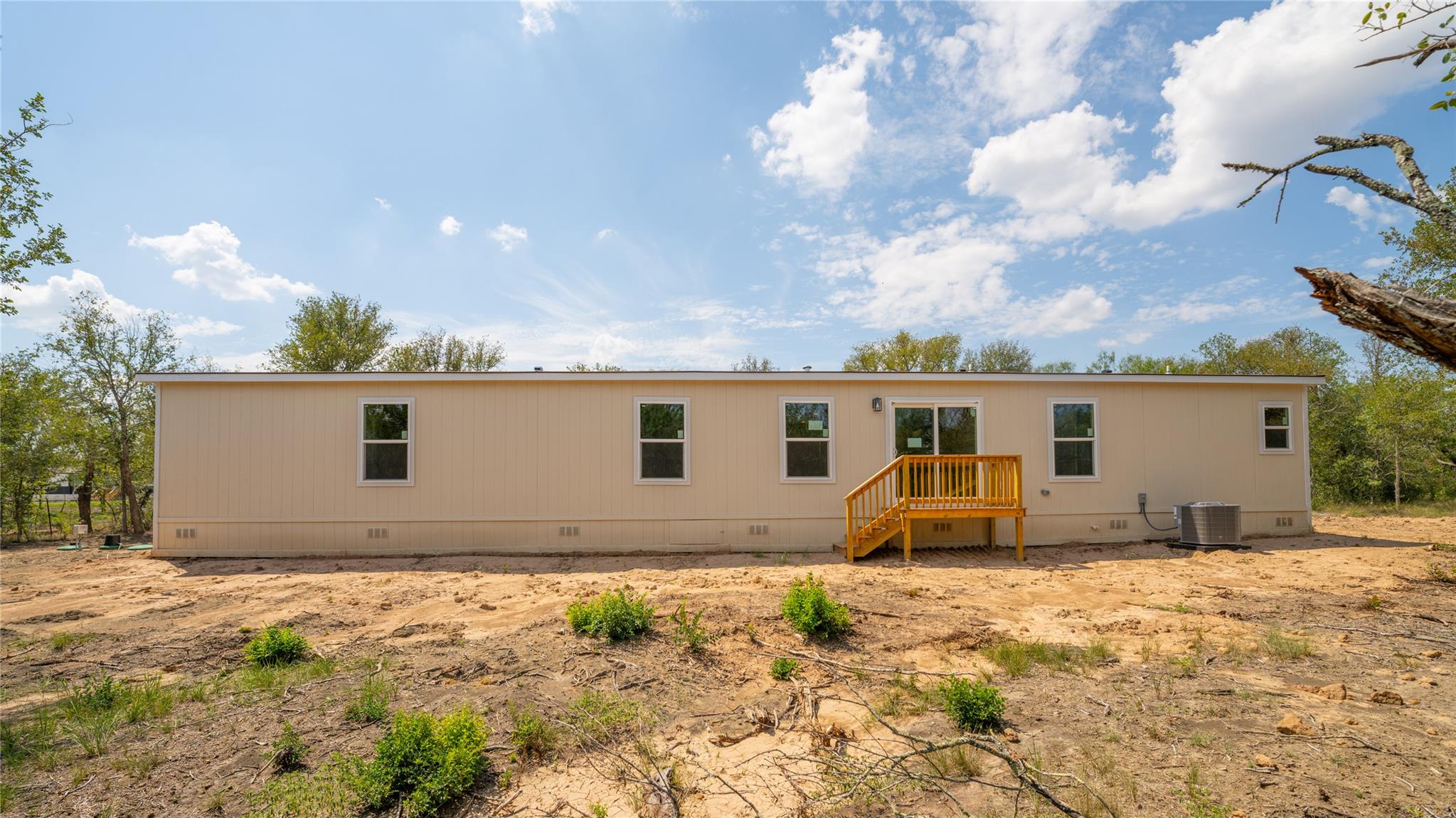 123 Baylen Clifton Lane Lockhart TX 78644