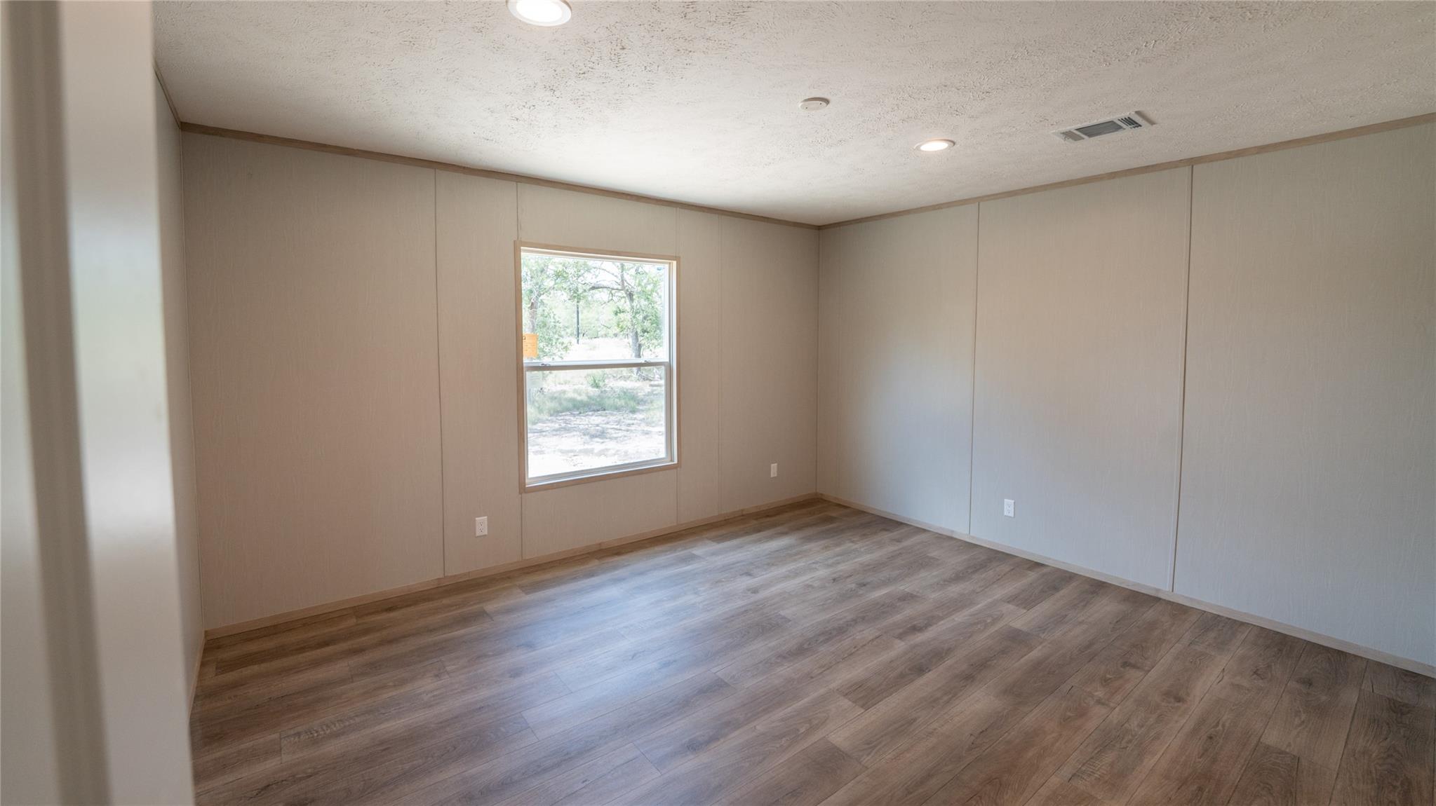 123 Baylen Clifton Lane Lockhart TX 78644