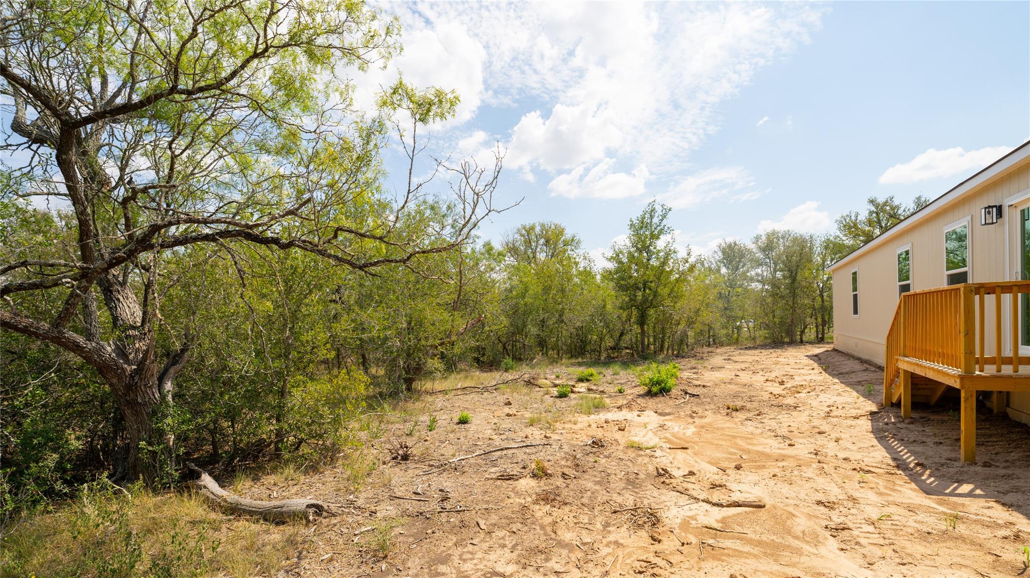 123 Baylen Clifton Lane Lockhart TX 78644