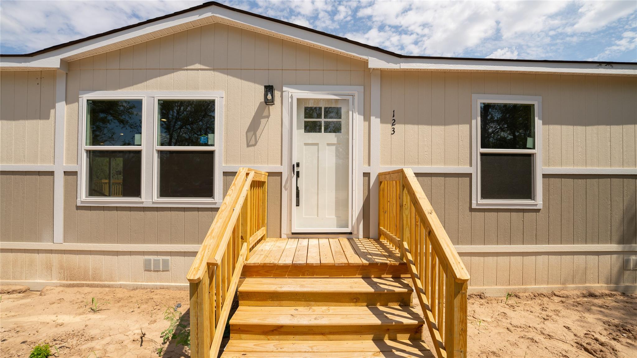 123 Baylen Clifton Lane Lockhart TX 78644