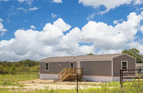 106 Spanish Oak Road Dale TX 78616