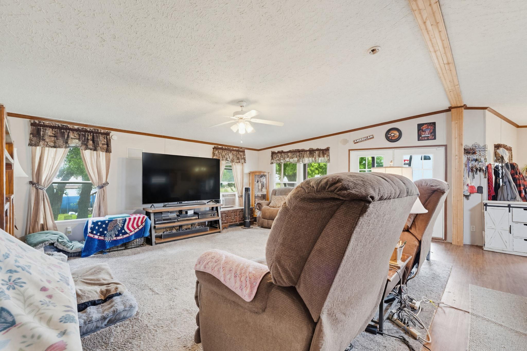 164 County Road 4450 Kempner TX 76539