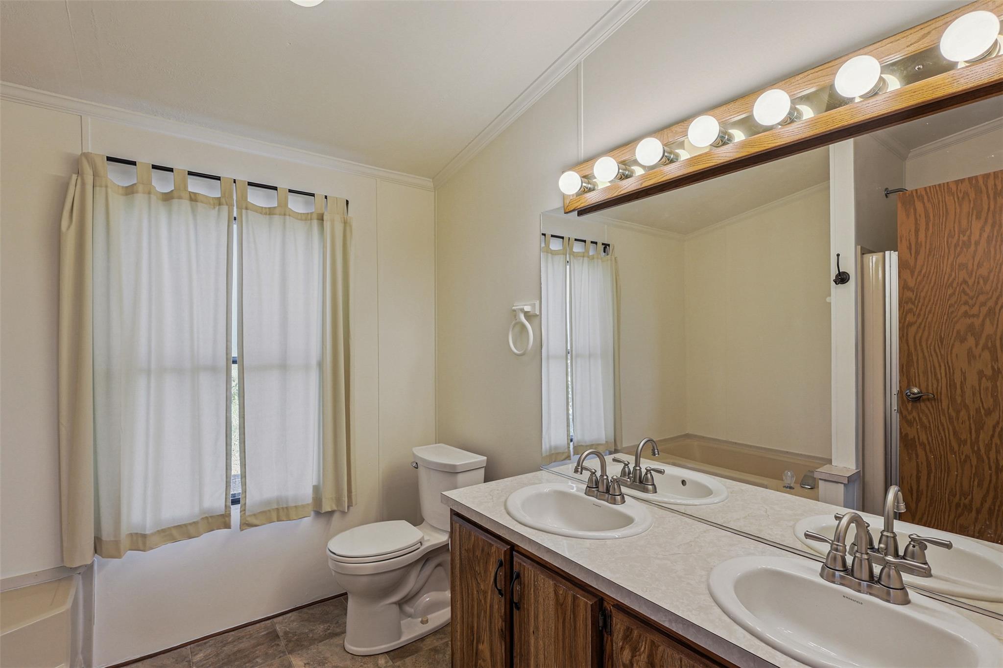 106 Ridge Line Drive Fortdavis TX 79734