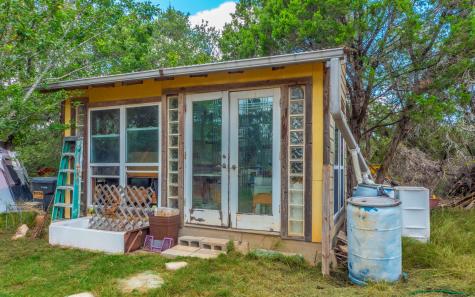 210 W Lakeshore Drive Dripping Springs TX 78620