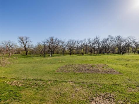 400 Private Road 4295 Rockdale TX 76567