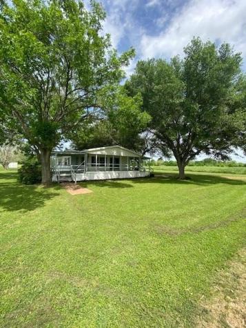 9202 N Fm 331 Bellville TX 77418