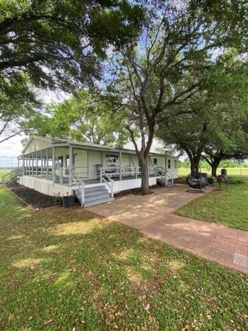 9202 N Fm 331 Bellville TX 77418