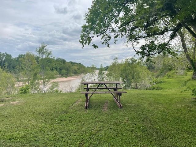 9202 N Fm 331 Bellville TX 77418