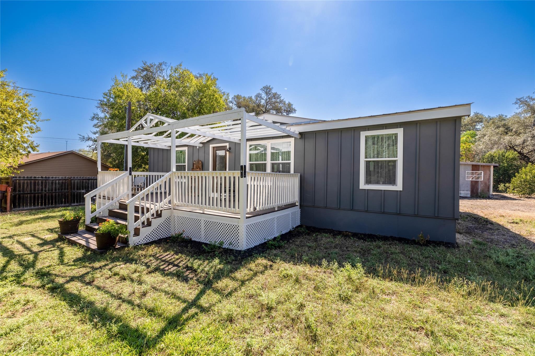 106 E Olive Street Lockhart TX 78644