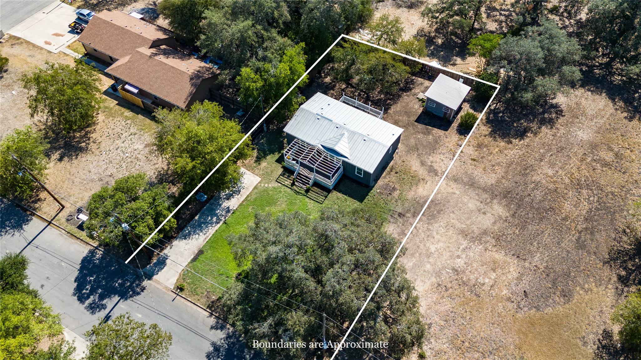 106 E Olive Street Lockhart TX 78644