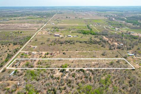 6739 Taylorsville Road Dale TX 78616