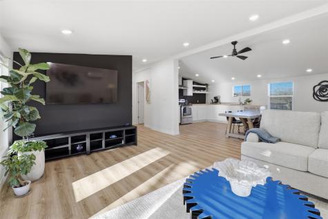 728 Driftwood Lane Cottonwood Shores TX 78657