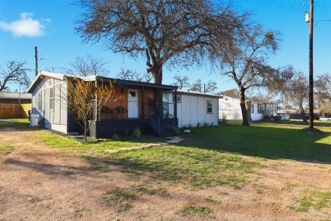 728 Driftwood Lane Cottonwood Shores TX 78657