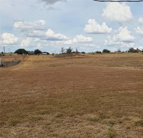 61 County Road 433 Thrall TX 76578