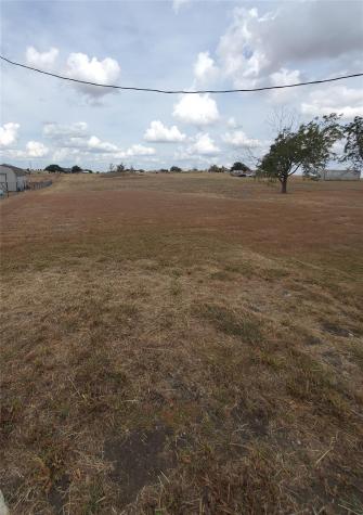 61 County Road 433 Thrall TX 76578