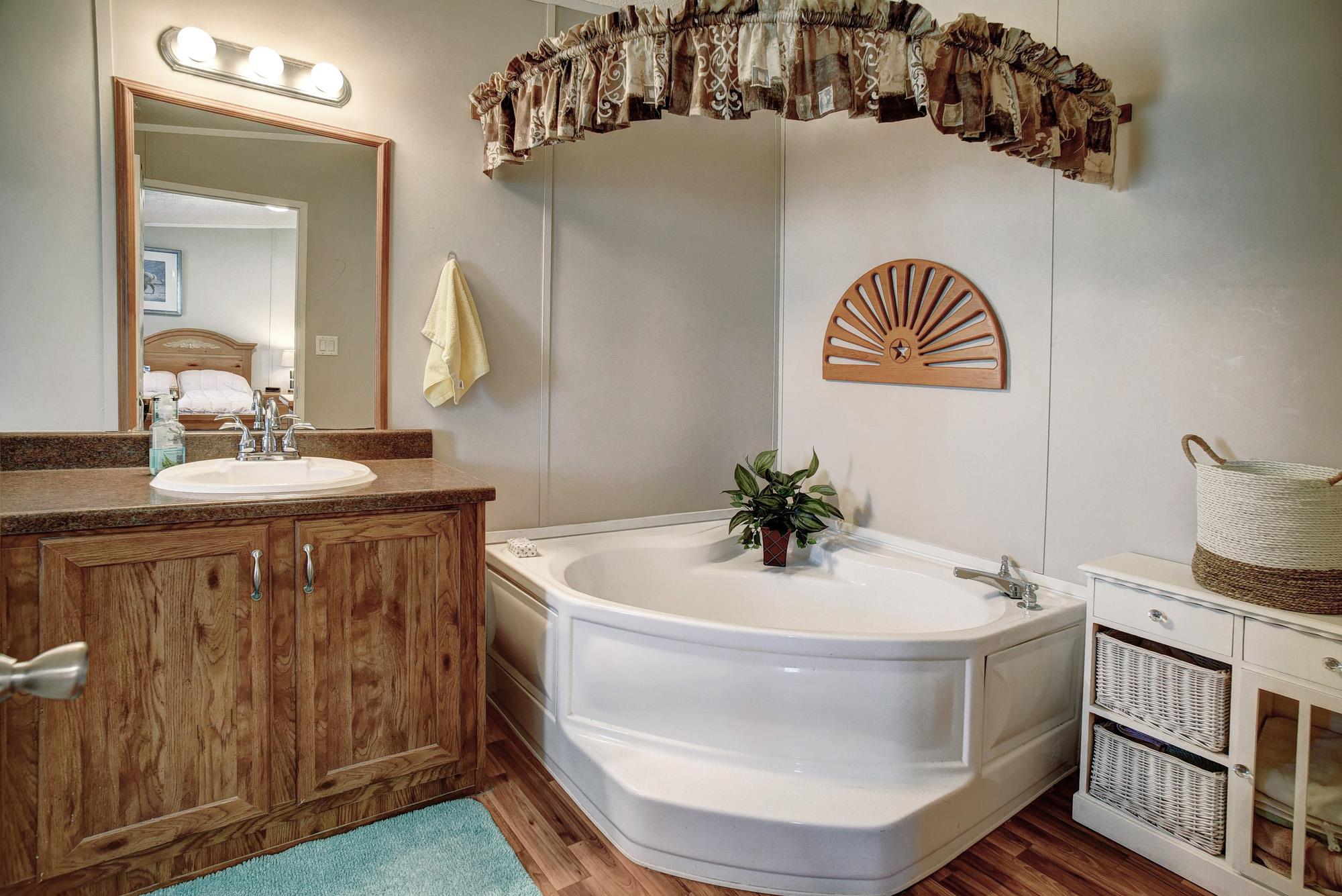 4495 Taylorsville Road Red Rock TX 78662