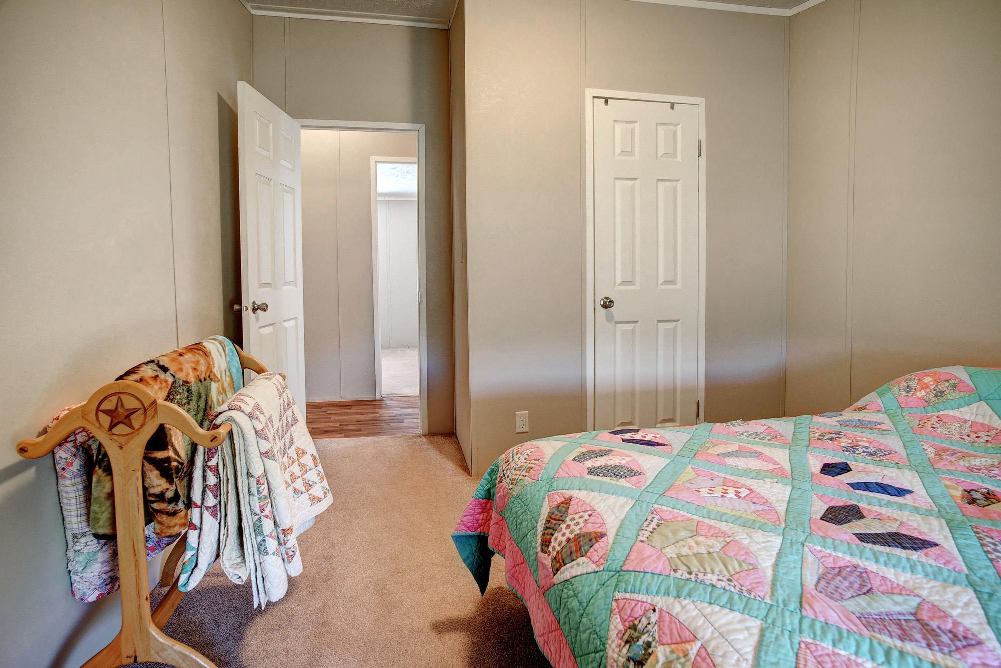 4495 Taylorsville Road Red Rock TX 78662