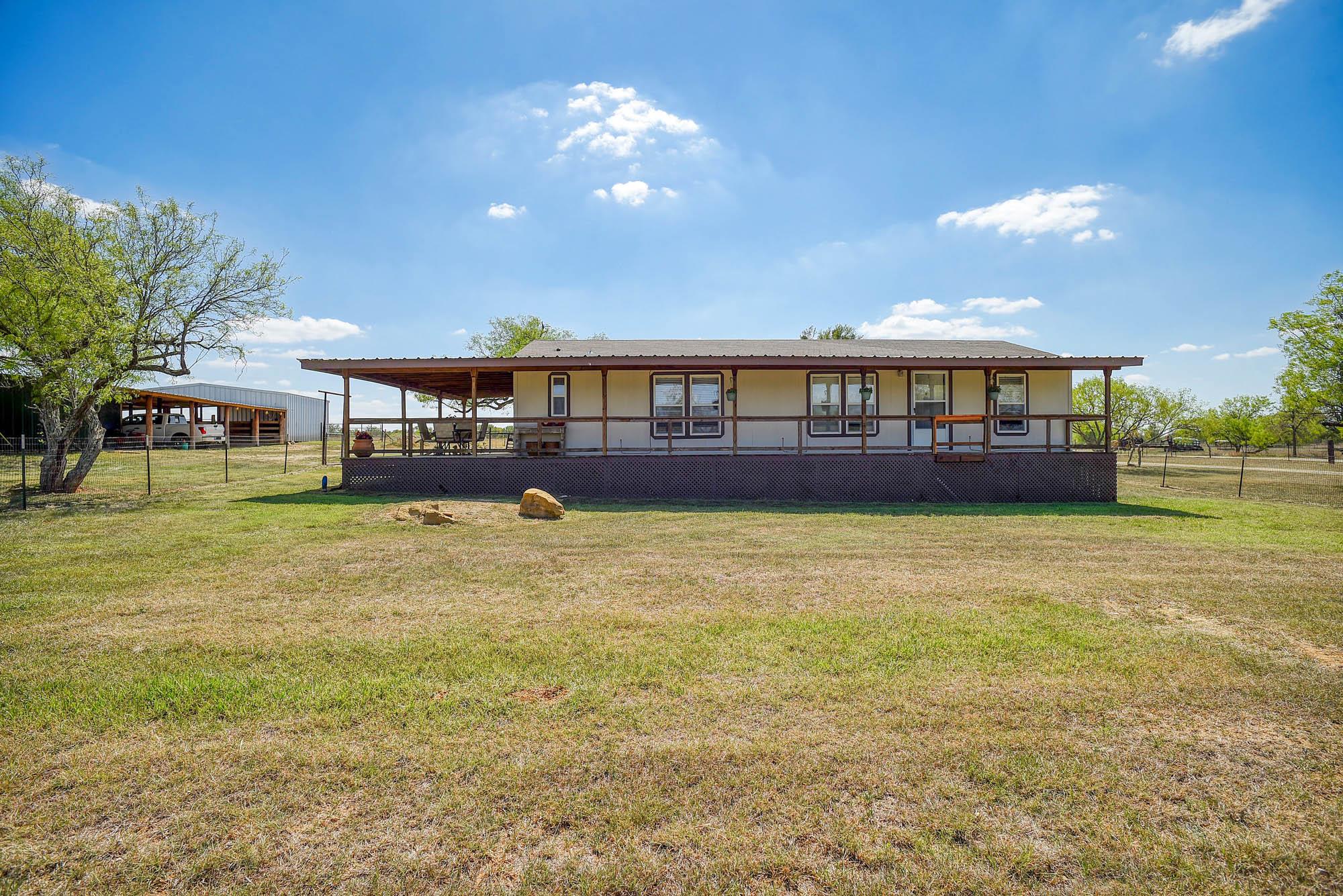 4495 Taylorsville Road Red Rock TX 78662