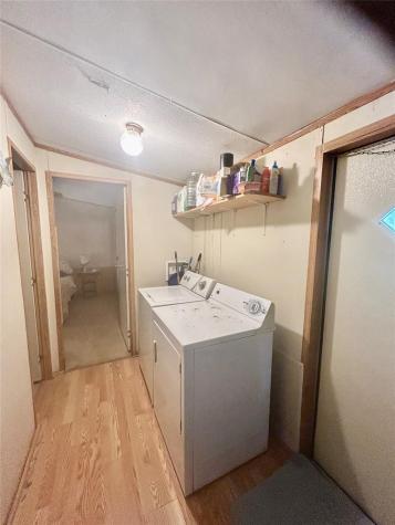 204 N 4th Street Seadrift TX 77983