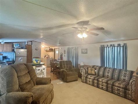 204 N 4th Street Seadrift TX 77983