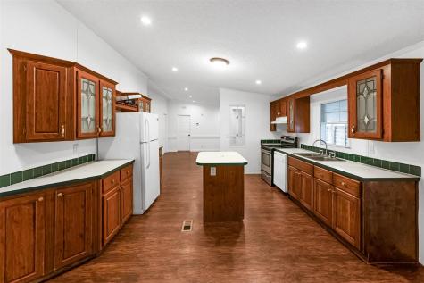 652 Stag Horn Pass Kyle TX 78640