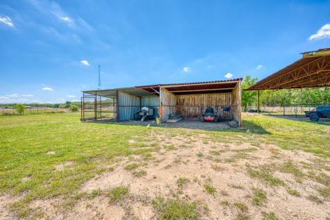 815 County Road 226 Florence TX 76527