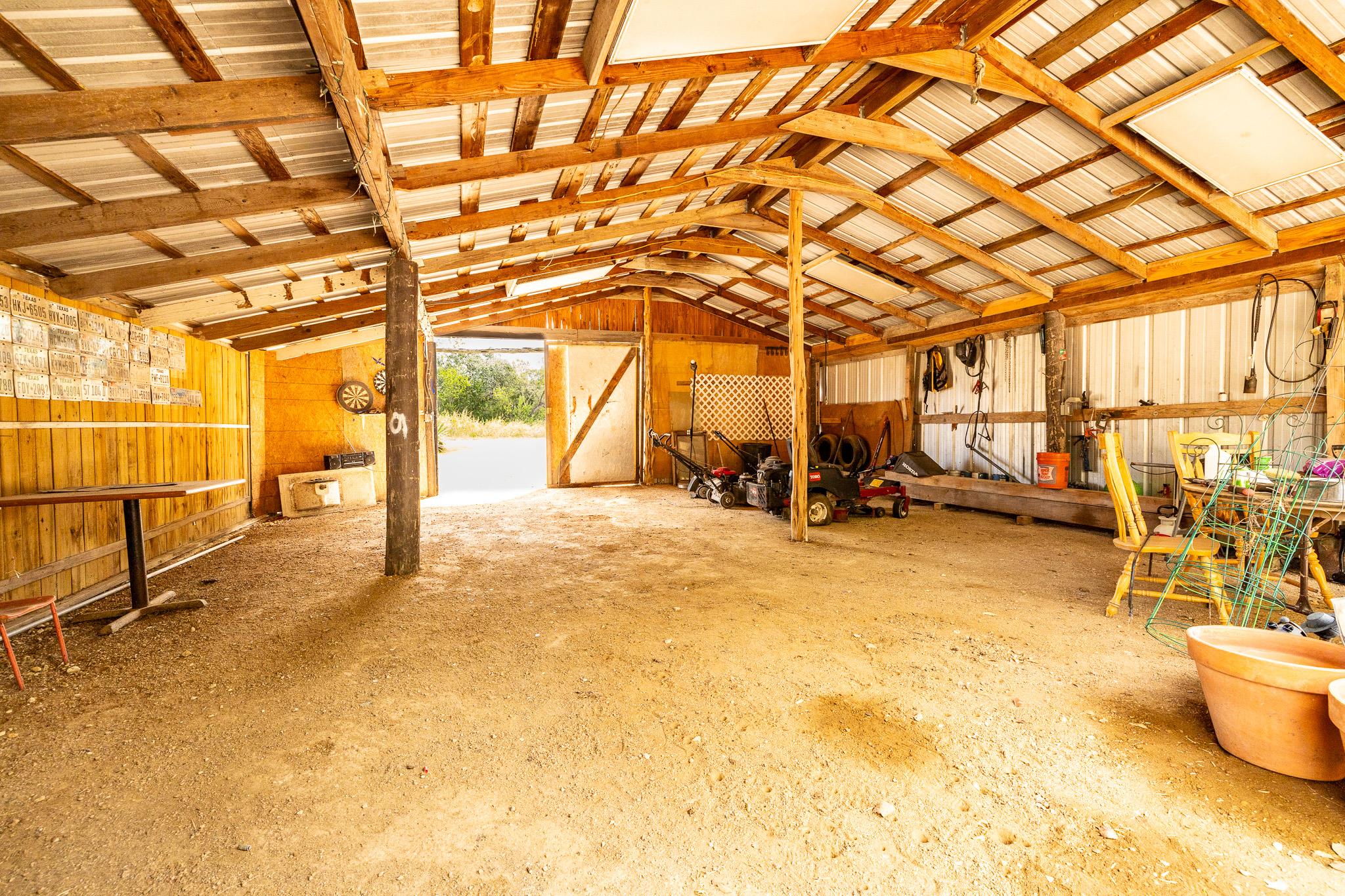 310 Union Hill Road Luling TX 78648