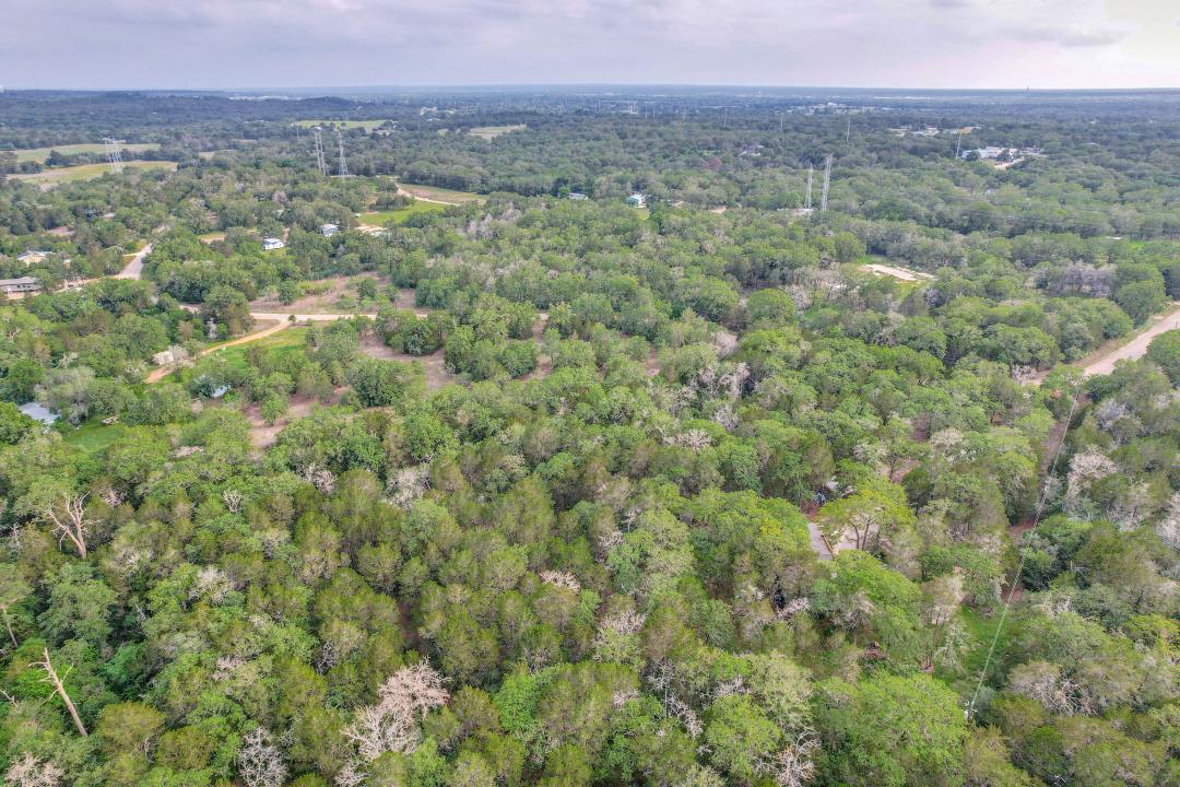 319 Green Oaks Drive Bastrop TX 78602
