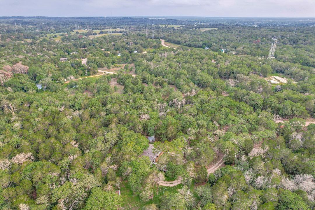 319 Green Oaks Drive Bastrop TX 78602