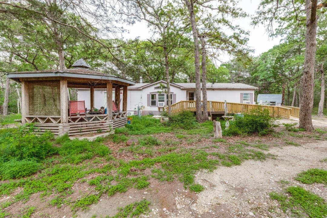 319 Green Oaks Drive Bastrop TX 78602
